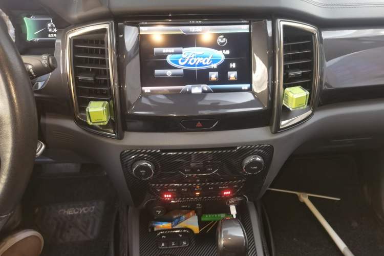 Used Ford Everest 2016 2.0T Gasoline Automatic 4x4 Flagship Edition
