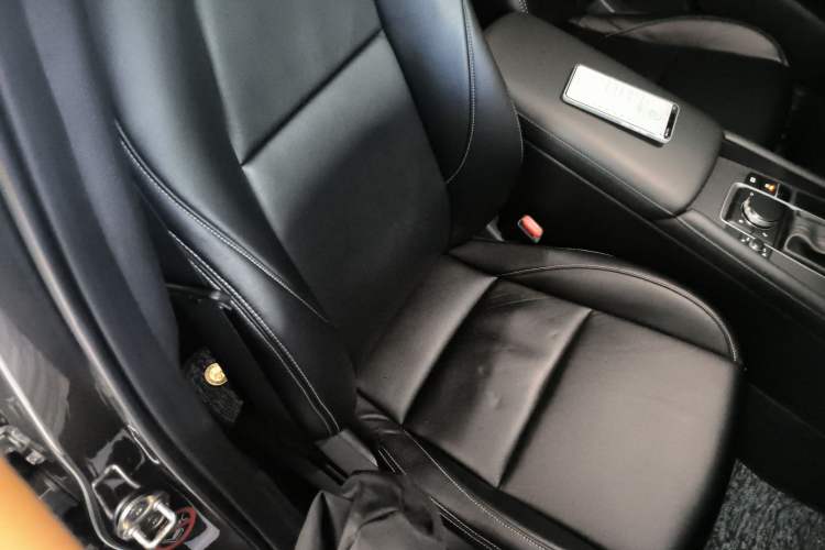 Used Mazda 3 Axela 2021 1.5L Automatic ZhiMei Edition Right Front Seat