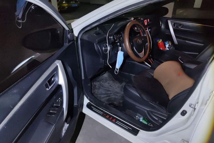 Used Toyota Corolla Hybrid E+ 2019 1.8L E-CVT Luxury Edition
