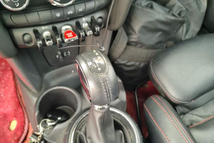 Used MINI MINI 2016 1.5T COOPER Five-Door Edition
