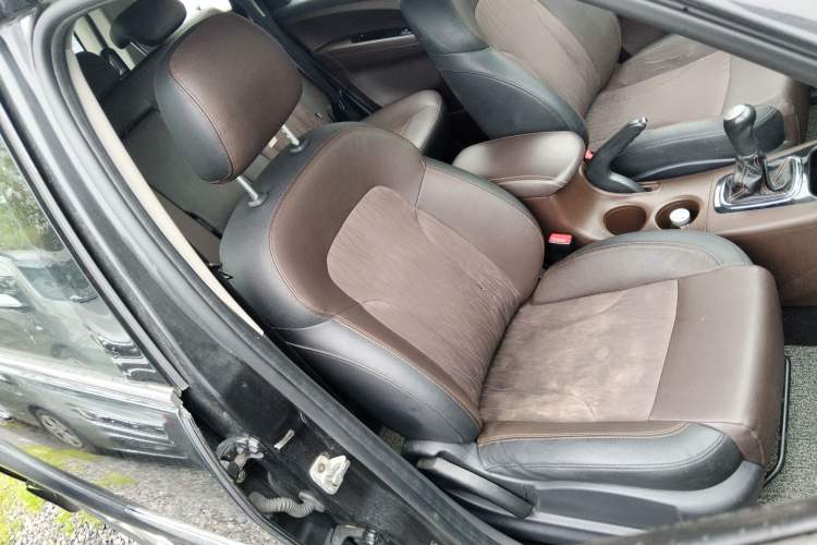 Used FORTHING Joyear X3 2016 1.5L Comfort Model Right Front Seat