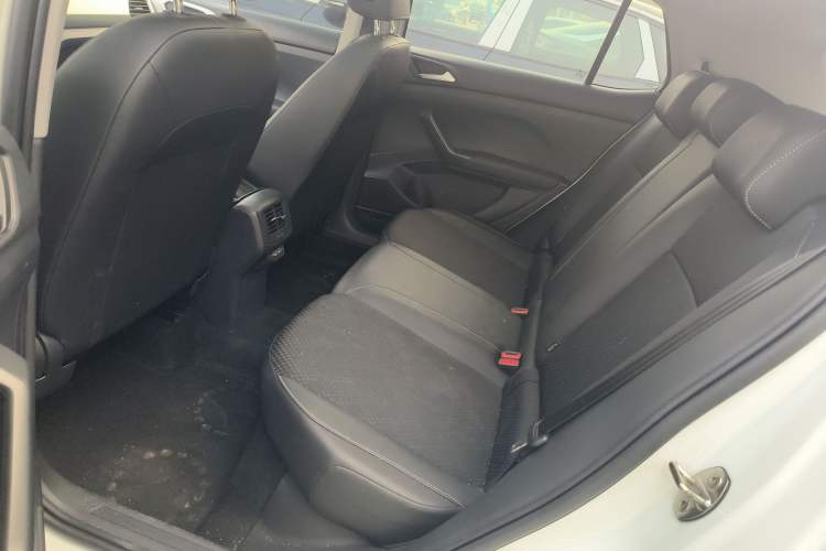Used Volkswagen Tacqua 2023 200TSI DSG Joy-Connect Edition Left Rear Seat