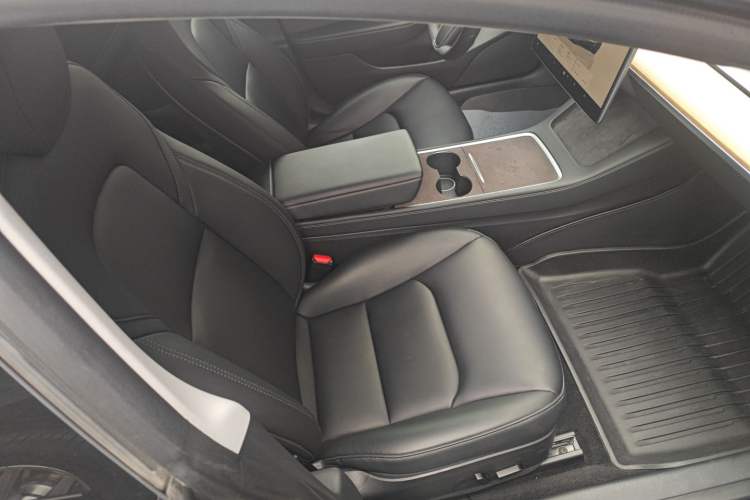 Used Tesla Model 3 2022 Rear-Wheel-Drive Version