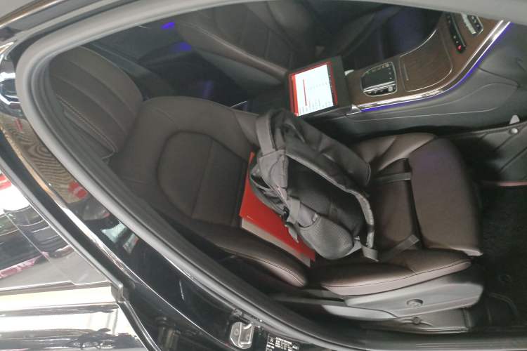 Used Mercedes-Benz GLC 2022 Second Facelift GLC 260 L 4MATIC Luxury Edition