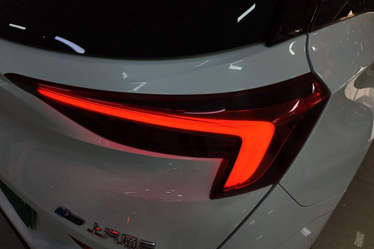 Used Buick Velite 6 2023 430km Range Commuter Version