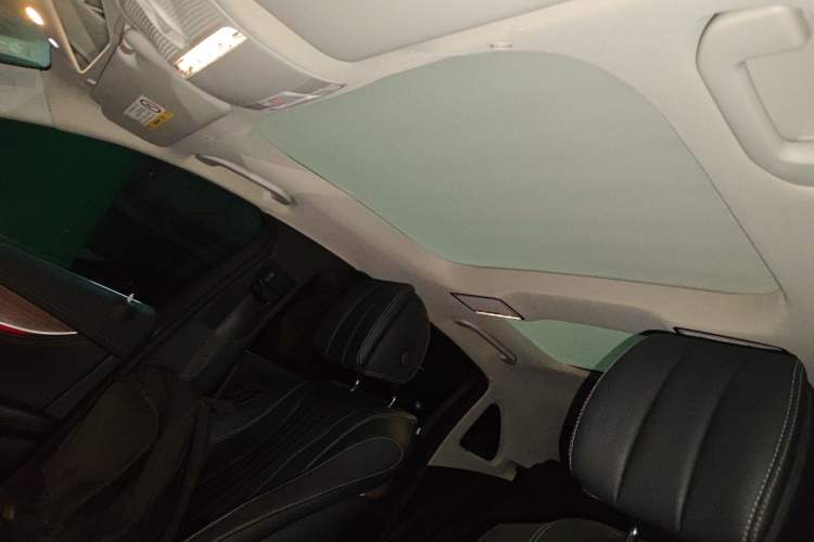 Used Mercedes-Benz E-Class 2020 E 300 L Luxury Model Headliner