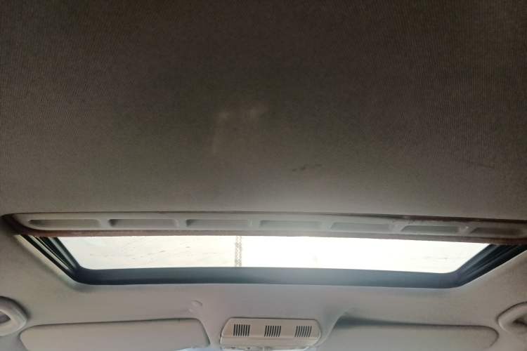 Used Skoda Octavia 2010 2.0L Manual Yijun Edition Headliner