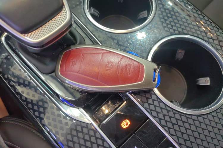 Used Hongqi HS3 PHEV 2024 PHEV 115km Jingwei Edition Interior 1