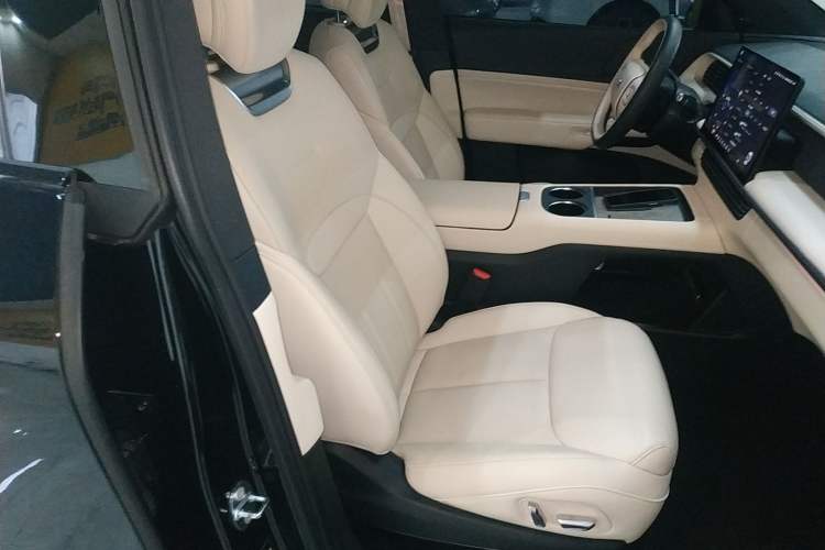 Used XPeng G6 2023 580 Long-Range Max
