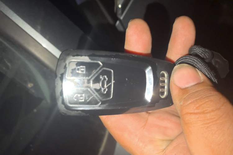 Used Audi A4L 2017 Plus 40 TFSI Fashion Model Vehicle Key