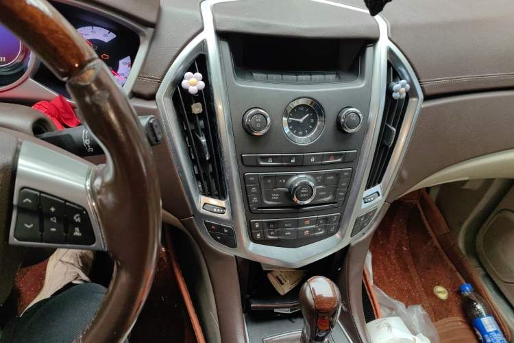 Used Cadillac SRX 2011 3.0L Flagship Edition
