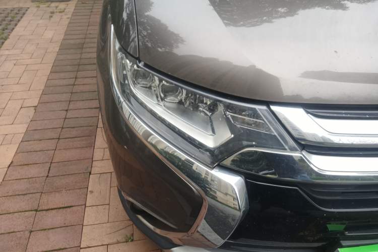 Used Mitsubishi Outlander 2016 2.4L 4x4 Elite Edition 5 Seats
