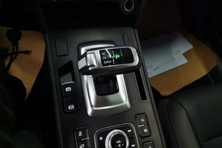 Used Haval H6 Coupe 2019 1.5T Automatic Two-Wheel Drive Luxury Smart Connectivity Version China VI Standard
