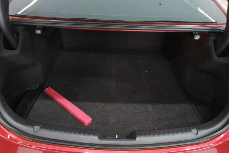 Used Mazda Atenza 2017 2.5L Blue Sky Prestige Edition
