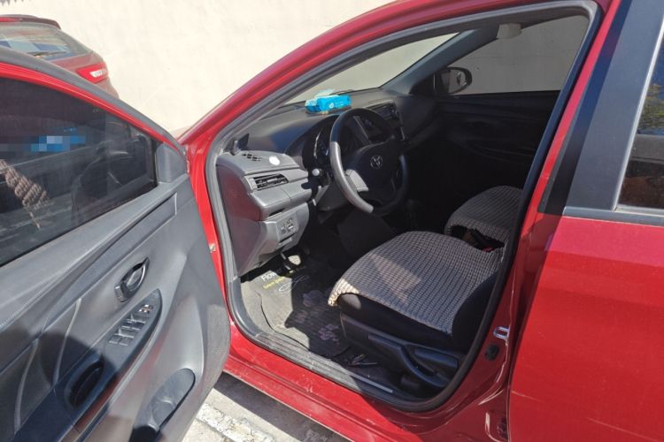 Used Toyota YARiS L Zhi Xiang 2017 1.5E CVT Dynamic Edition Driver Seat