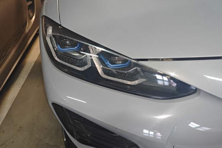 Used BMW 4 Series 2023 425i M Sport Night Edition Right Front Headlight