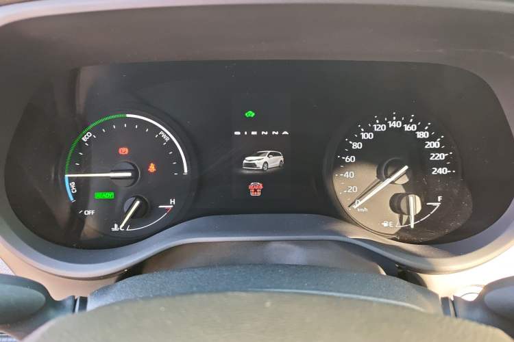 Used Toyota SIENNA 2023 2.5L Hybrid Deluxe Edition Instrument Cluster