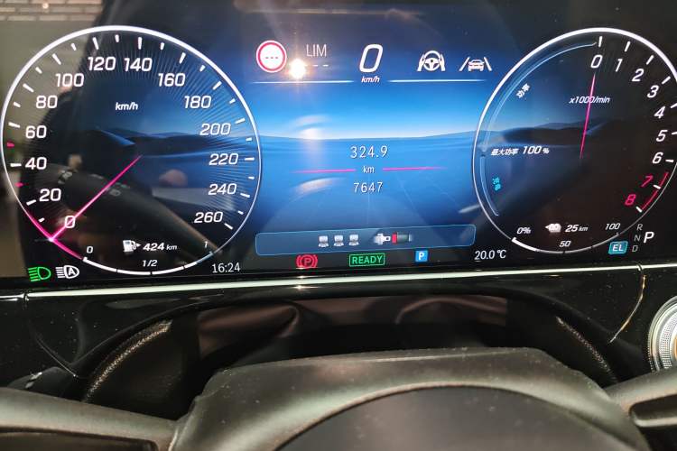 Used Mercedes-Benz E-Class New Energy 2024 E 350 e L Plug-in Hybrid Sports Sedan Odometer Close Up