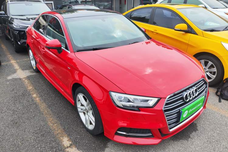 Used Audi A3 2019 Limousine 35 TFSI Fashion Edition China VI Emission Standard Front Right 45 Deg