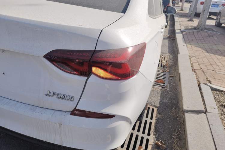 Used Chevrolet Monza 2022 320 Automatic Enjoyment Sunroof Version
