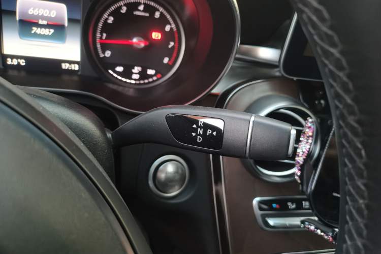 Used Mercedes-Benz GLC 2019 GLC 300 L 4MATIC Dynamic Model