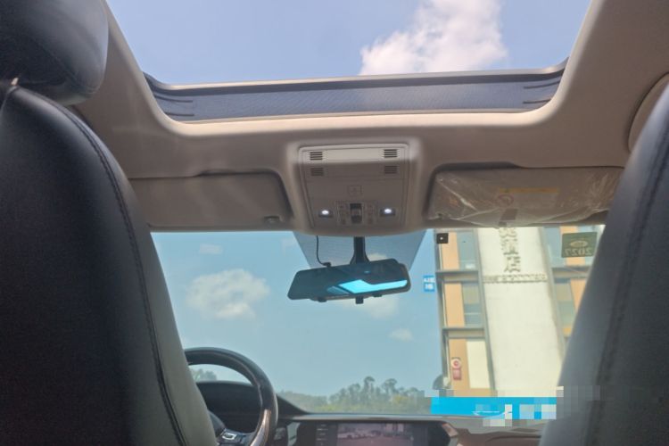 Used Volkswagen Tharu 2021 280TSI Two-Wheel-Drive Luxury Edition
