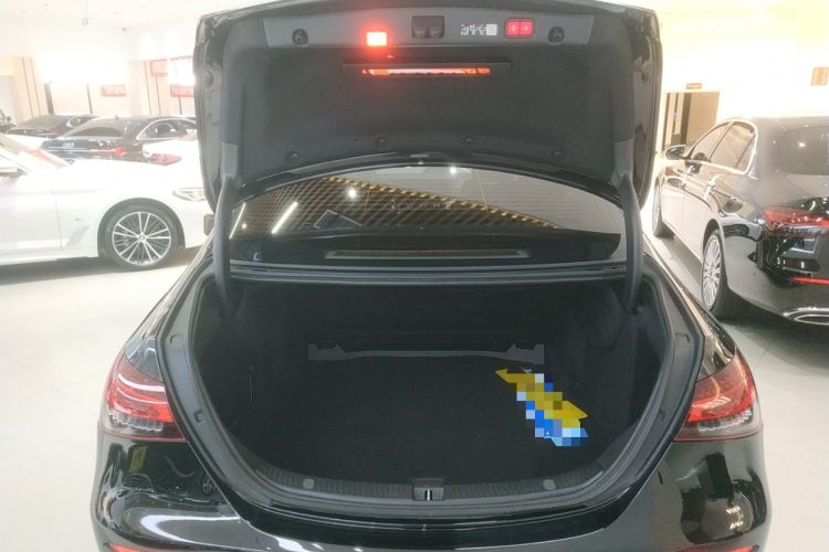 Used Mercedes-Benz E-Class 2023 Updated E 300 L Fashion Edition
