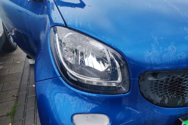 Used smart fortwo 2018 1.0L 52kW Hardtop Dynamic Version China V Right Front Headlight