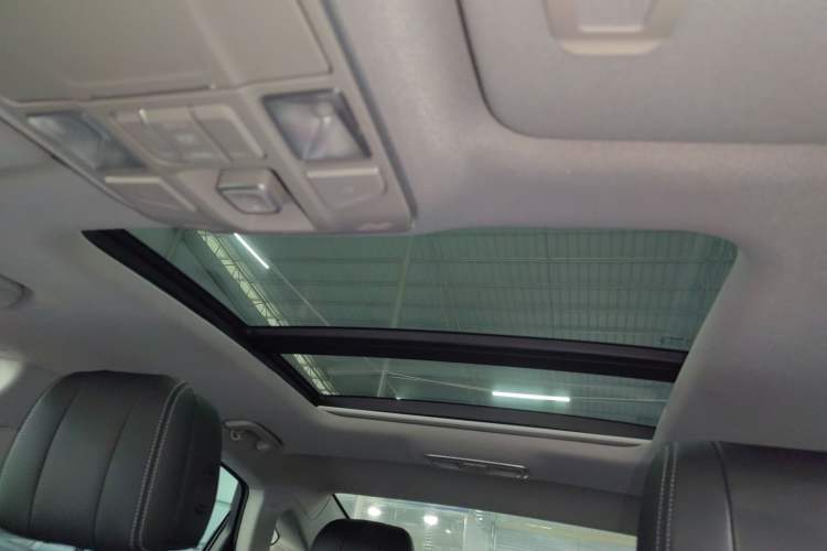 Used Geely Auto Emgrand GT 2018 1.5T MHEV Yaoxiang Edition
