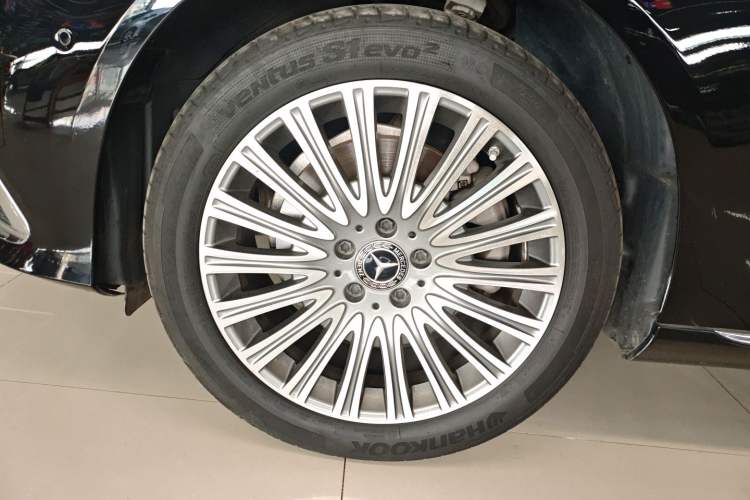 Used Mercedes-Benz E-Class 2021 Facelift E 300 L Stylish Edition