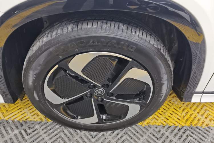 Used Changan CS75 PLUS iDD 2023 ZhiDian iDD Smart Leading Model