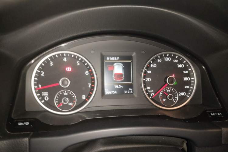 Used Volkswagen Tiguan 2015 2.0 TSI Automatic All-Wheel Drive Flagship Edition Instrument Cluster