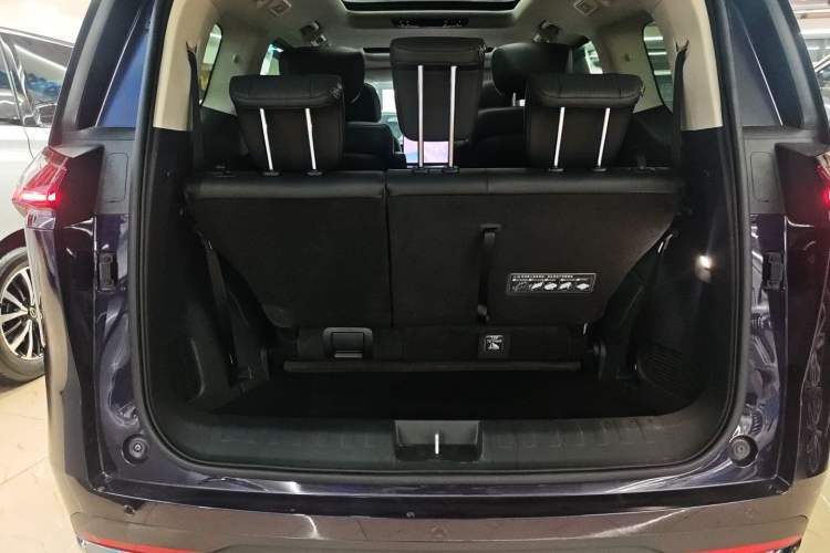 Used GAC Trumpchi E8 New Energy 2024 150km MAX Trunk