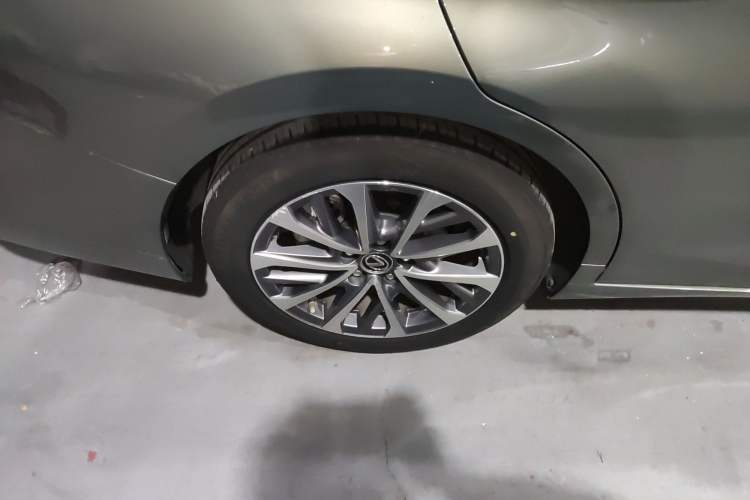 Used Lexus ES 2022 300h Excellence Edition
