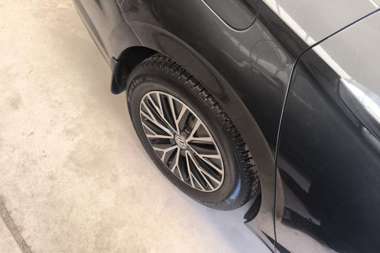 Used Volkswagen Sagitar 2019 280TSI DSG Comfort Version China VI Standard Right Rear Wheel Hub