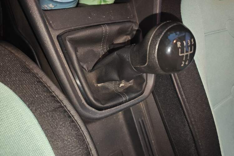 Used Volkswagen Santana 2016 1.4L Manual Fashion Edition Gear Lever