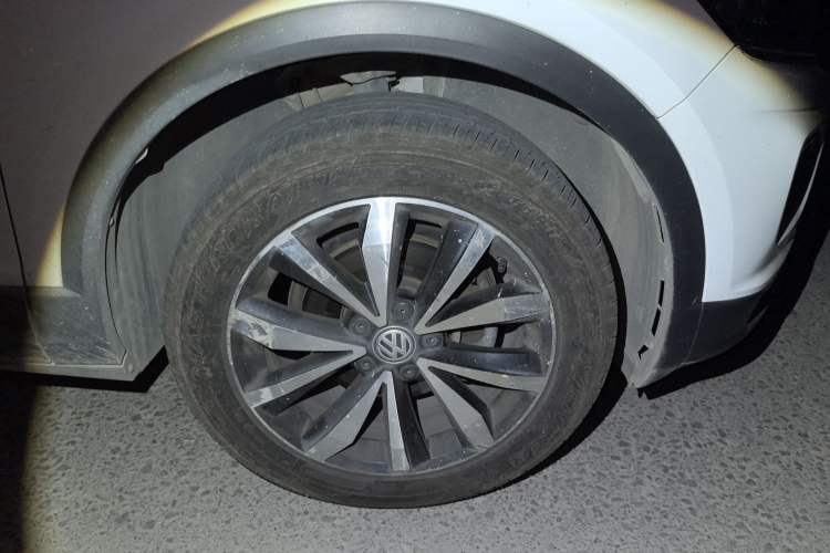 Used Volkswagen T-ROC 2018 280TSI DSG Two-Wheel-Drive Comfort Version China V Standard