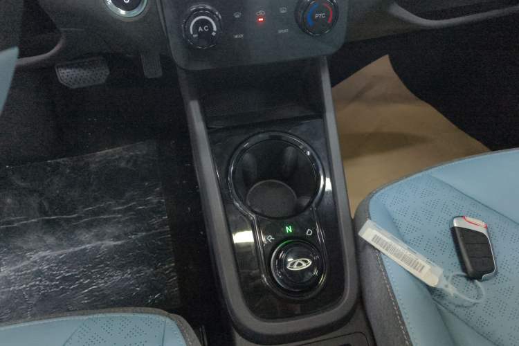 Used Chery Little Ant 2024 Revised Version Youth Edition 251 km True Love Edition 25.05 kWh
