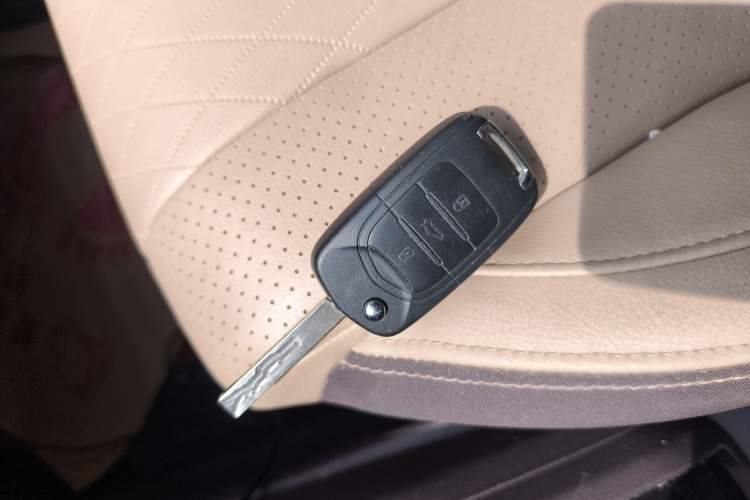 Used Baojun 310W 2017 1.5L Manual Fashion Edition China VI Vehicle Key