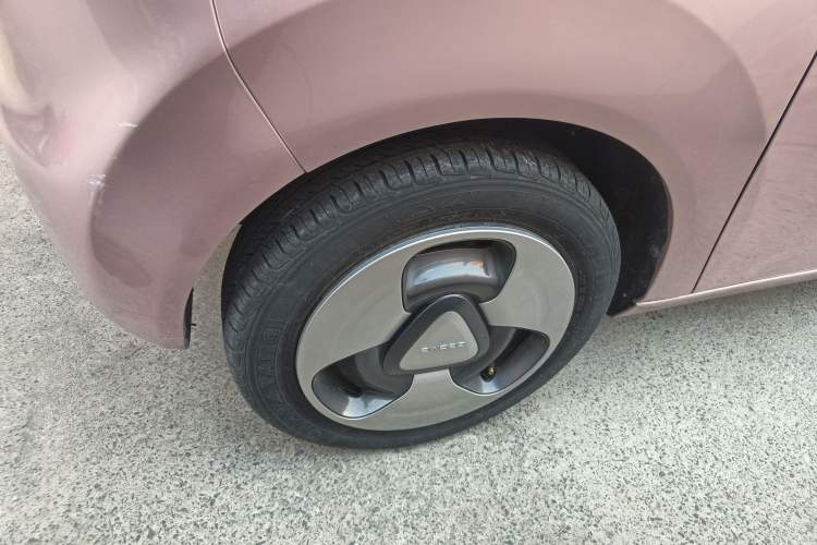 Used Geely Galaxy Panda 2023 Panda Mini New Year Edition Treasure Bear