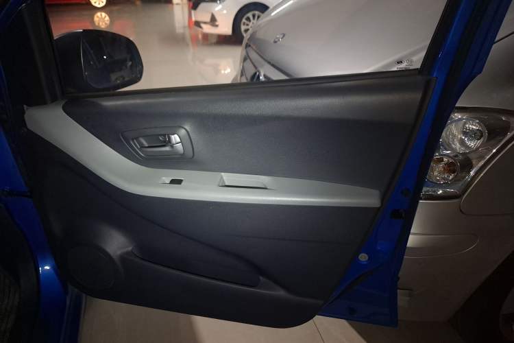 Used Suzuki Alto 2013 1.0L Automatic Luxury Model