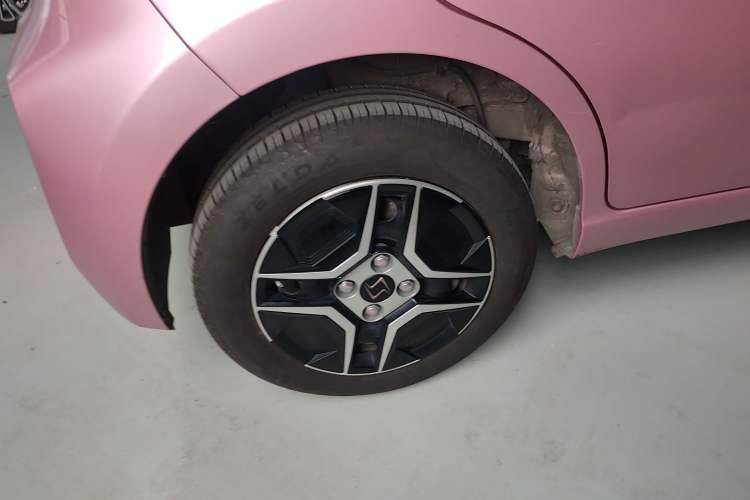 Used SOL E10X 2022 Flower Fairy Design Four-Leaf Clover Right Rear Wheel Hub