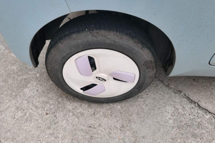 Used Chery New Energy QQ Ice Cream 2022 170km Sundae Phosphate Lithium-Ion
