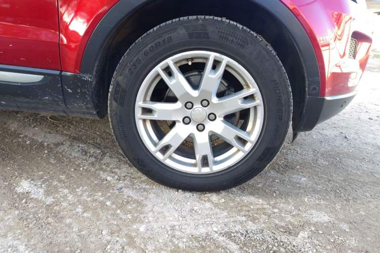 Used Land Rover Range Evoque 2014 2.0T 5-Door YAOZHEN Edition Right Front Wheel Hub