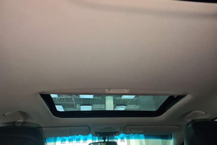 Used Honda Elysion 2016 2.4L Luxury Edition Headliner