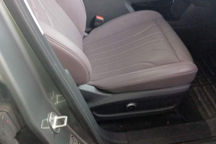 Used Chery Tiggo 9 C-DM 2025 1.5T 106KM Ultra-Comfort Edition 5 Seats Lithium-NMC