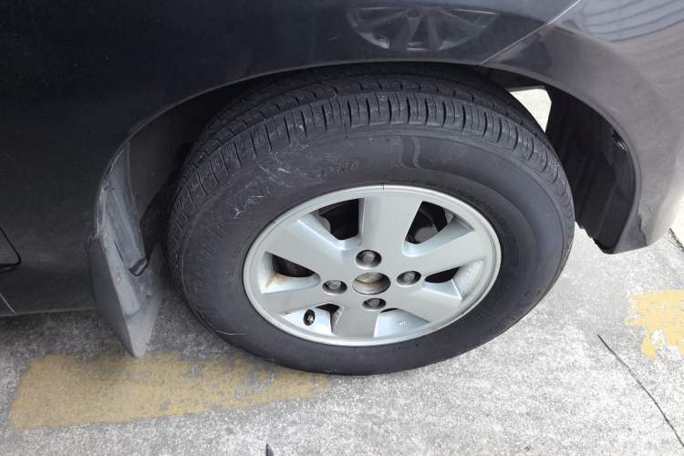 Used FAW Senya M80 2009 1.5L Automatic 7-Seater Luxury Version