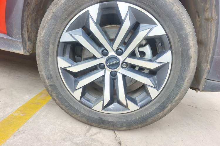 Used Haval H Dog 2023 2.0T Two-Wheel Drive Trendy Outdoor Edition Right Front Wheel Hub