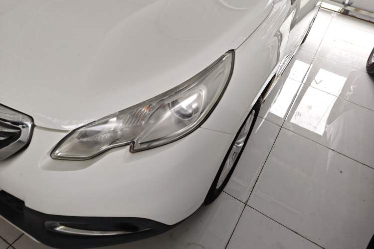 Used Peugeot 2008 2014 1.6L Automatic Fashion Edition
