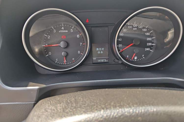 Used Haval H6 2015 Upgraded Model 1.5T Manual Two-Wheel Drive Elite Version
